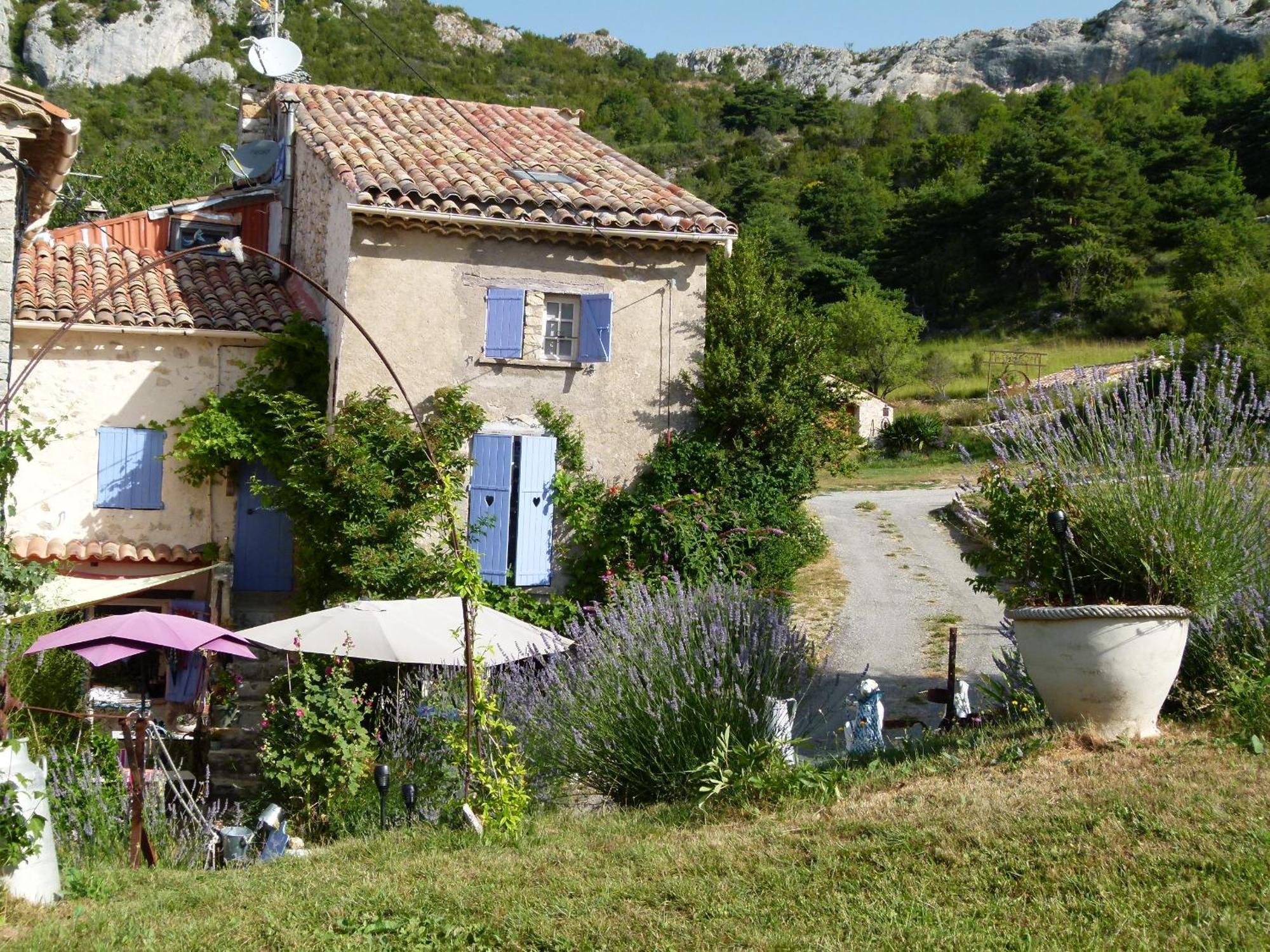 Campagnarde Bed & Breakfast *